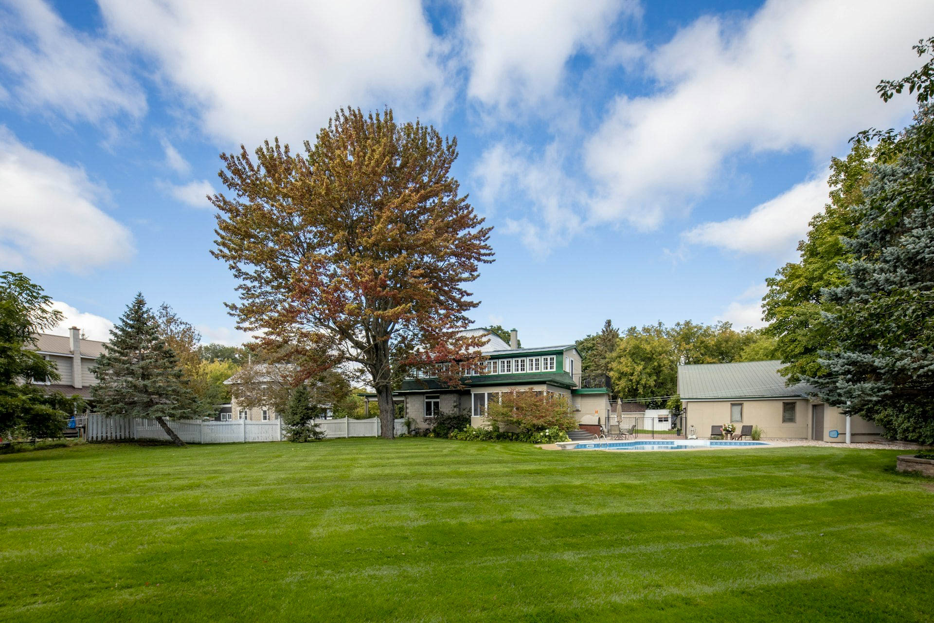 Calgary Lawnmowing